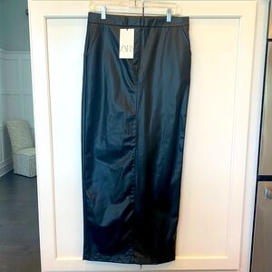 NWT Zara leather-look midi skirt size M